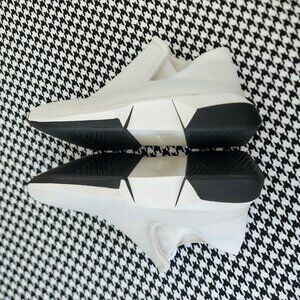 NWOT Soft Natural Off-White Leather Slip-on Platform Athletic Shoes/ Sneakers